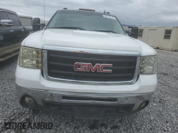 2008 GMC Sierra 3500HD SRW SLT z VIN 1GTHK33698F143679, wystawiony jako Copart lot #50170115 z przebiegiem 417 088 mil mil oraz Czysty tytuł • Clean title. Historia ofert i sprzedaży dostępna na DreamBid. Obrazek 5.
