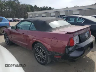 2007 Ford Mustang Deluxe z VIN 1ZVFT84N175260620, wystawiony jako Copart lot #47568555 z przebiegiem 198 760 mil mil oraz Szkoda całkowita • Salvage title. Historia ofert i sprzedaży dostępna na DreamBid. Obrazek 2.