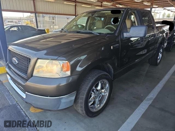 2005 Ford F-150 XLT z VIN 1FTRW12W15KE64553, wystawiony jako Copart lot #59755885 z przebiegiem 106 462 mil mil oraz Czysty tytuł • Clean title. Historia ofert i sprzedaży dostępna na DreamBid. Obrazek 2.