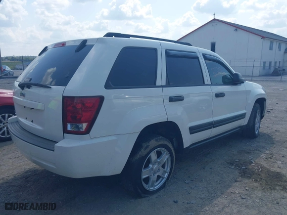 2006 Jeep Grand Cherokee Laredo with VIN 1J4GR48K36C334509, listed as a IAAI auction lot 40343794 with 202,746 mi miles. Bid and sale history available at carsss.com. Image 4.