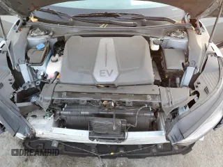 2023 Kia EV6 GT with VIN KNDC5DLE5P5106809, listed as a Copart auction lot 77980184 with 11,311 mi miles and Salvage Title. Bid and sale history available at carsss.com. Image 11.