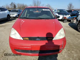 2000 Ford Focus SE with VIN 1FAFP343XYW168903, listed as a Copart auction lot 46678585 with 81,991 mi miles and Salvage Title. Bid and sale history available at carsss.com. Image 5.
