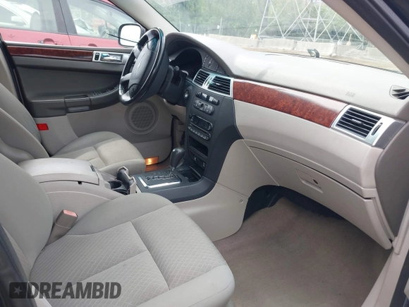 2007 Chrysler Pacifica Touring with VIN 2A8GM68X07R142302, listed as a IAAI auction lot 42140680 with 134,049 mi miles and . Bid and sale history available at DreamBid. Image 5.