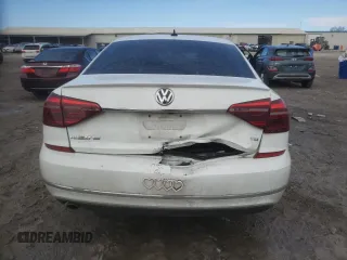 2017 Volkswagen Passat SE z VIN 1VWBT7A31HC022453, wystawiony jako Copart lot #88777855 z przebiegiem Nie podano mil oraz Szkoda całkowita • Salvage title. Historia ofert i sprzedaży dostępna na DreamBid. Obrazek 6.