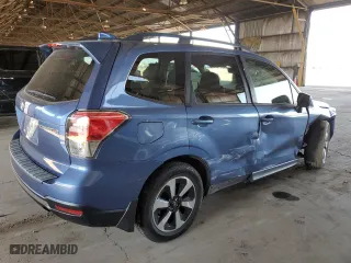 2018 Subaru Forester Premium with VIN JF2SJADCXJH504754, listed as a Copart auction lot 52184115 with 77,582 mi miles and Salvage Title. Bid and sale history available at carsss.com. Image 3.