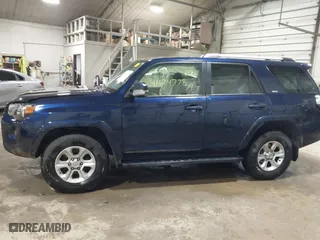 2019 Toyota 4Runner SR5 with VIN JTEBU5JR3K5649591, listed as a IAAI auction lot 41674778 with 67,301 mi miles. Bid and sale history available at carsss.com. Image 14.