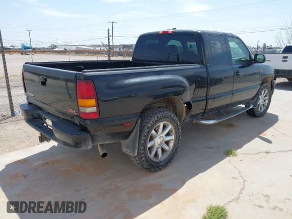 2003 GMC Sierra Denali z VIN 2GTFK69UX31160277, wystawiony jako IAAI lot #42056509 z przebiegiem 191 278 mil mil oraz . Historia ofert i sprzedaży dostępna na DreamBid. Obrazek 4.