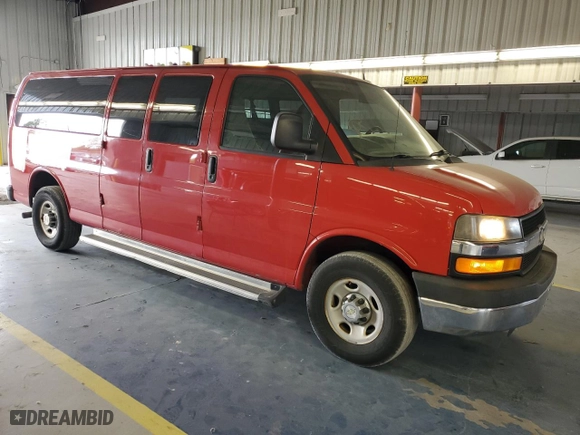 2013 Chevrolet Express Passenger LT with VIN 1GAZG1FG5D1174040, listed as a Copart auction lot 72641074 with 103,777 mi miles and Clean Title. Bid and sale history available at carsss.com. Image 4.