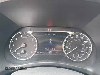 2021 Nissan Sentra SR z VIN 3N1AB8DV6MY207963, wystawiony jako IAAI lot #41717870 z przebiegiem 66 241 mil mil oraz . Historia ofert i sprzedaży dostępna na DreamBid. Obrazek 7.