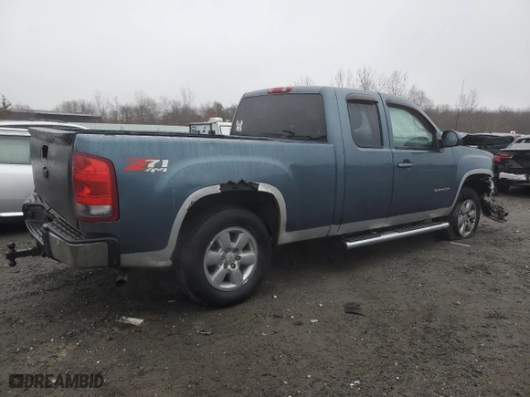2010 GMC Sierra 1500 SLT with VIN 1GTSKWE30AZ164323, listed as a Copart auction lot 84462024 with 268,369 mi miles and Clean Title. Bid and sale history available at carsss.com. Image 3.