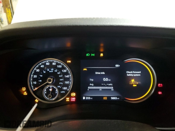 2023 Genesis G70 3.3T with VIN KMTG54TE3PU134147, listed as a Copart auction lot 61597955 with 9,863 mi miles and Salvage title. Bid and sale history available at DreamBid. Image 9.