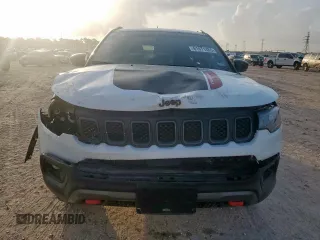 2024 Jeep Compass Trailhawk with VIN 3C4NJDDN5RT579213, listed as a Copart auction lot 61671465 with 5,333 mi miles and Salvage title. Bid and sale history available at DreamBid. Image 5.