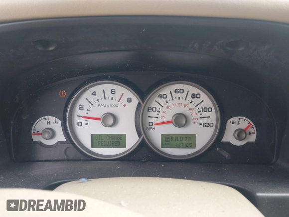 2007 Ford Escape Limited with VIN 1FMYU94127KB58591, listed as a IAAI auction lot 41801334 with 117,125 mi miles. Bid and sale history available at carsss.com. Image 7.