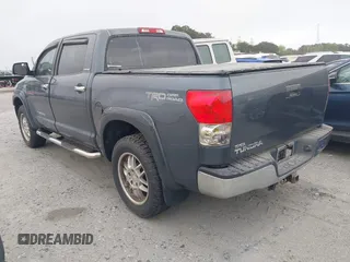 2007 Toyota Tundra Limited z VIN 5TBEV58197S459237, wystawiony jako IAAI lot #41852184 z przebiegiem 339 929 mil mil oraz . Historia ofert i sprzedaży dostępna na DreamBid. Obrazek 3.