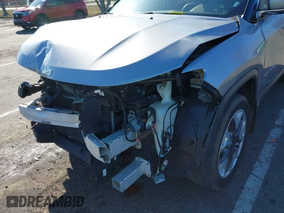 2018 Jeep Compass Limited with VIN 3C4NJCCB6JT489123, listed as a IAAI auction lot 41824477 with 101,291 mi miles and . Bid and sale history available at DreamBid. Image 17.