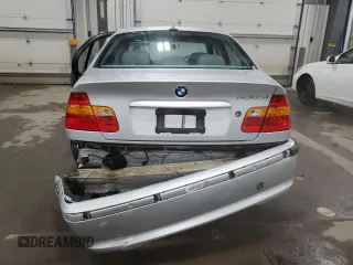 2004 BMW 3 Series 330xi with VIN WBAEW53404PN34206, listed as a Copart auction lot 89312765 with 136,885 mi miles and Salvage Title. Bid and sale history available at carsss.com. Image 6.