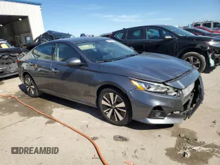 2020 Nissan Altima 2.5 SL with VIN 1N4BL4EV1LC232496, listed as a Copart auction lot 48879775 with 97,604 mi miles and Salvage Title. Bid and sale history available at carsss.com. Image 4.