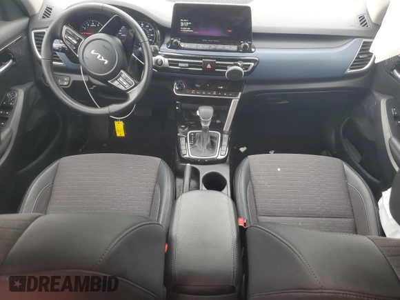 2023 Kia Seltos Nightfall with VIN KNDEUCA28P7370612, listed as a Copart auction lot 43581925 with 34,588 mi miles and Salvage Title. Bid and sale history available at carsss.com. Image 8.