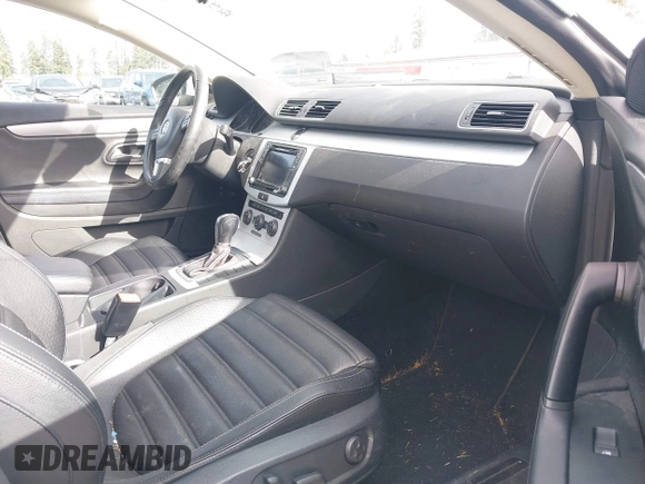 2016 Volkswagen CC Sport with VIN WVWBP7AN2GE500522, listed as a IAAI auction lot 41518541 with 43,539 mi miles. Bid and sale history available at carsss.com. Image 5.