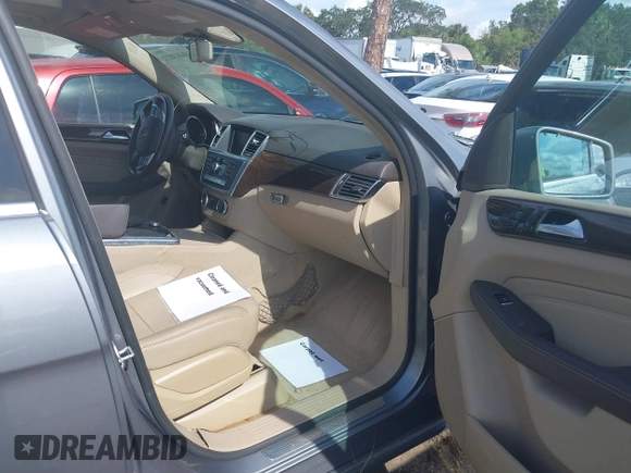 2014 Mercedes-Benz M 350 with VIN 4JGDA2EB6EA275759, listed as a IAAI auction lot 40403071 with 75,095 mi miles and . Bid and sale history available at DreamBid. Image 5.