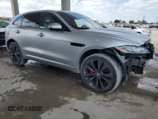 2017 Jaguar F-Pace with VIN SADCP2BV8HA048370, listed as a Copart auction lot 53865225 with 43,540 mi miles and Salvage title. Bid and sale history available at DreamBid. Image 4.