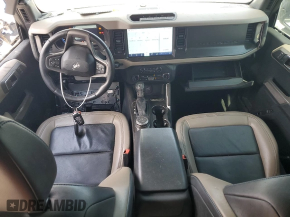 2022 Ford Bronco с VIN 1FMEE5DP6NLB41068, выставлен на аукционе Copart как лот 50778505 с пробегом 70 431 миль миль и Списание • Salvage title. История ставок и продаж доступна на DreamBid. Изображение 8.