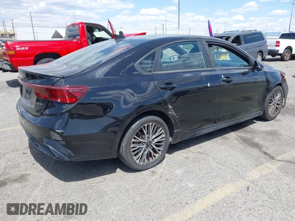 2023 Kia Forte GT-Line with VIN 3KPF54AD4PE653193, listed as a IAAI auction lot 41967355 with 74,060 mi miles. Bid and sale history available at carsss.com. Image 4.