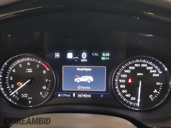 2022 Cadillac XT6 Premium Luxury with VIN 1GYKPDRS3NZ131095, listed as a IAAI auction lot 42087620 with 36,740 mi miles and . Bid and sale history available at DreamBid. Image 7.