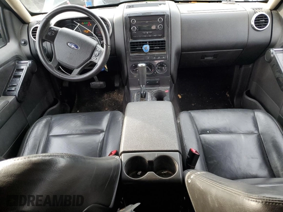 2010 Ford Explorer XLT with VIN 1FMEU7DE6AUA33941, listed as a Copart auction lot 46490885 with 191,004 mi miles and Salvage title. Bid and sale history available at DreamBid. Image 8.