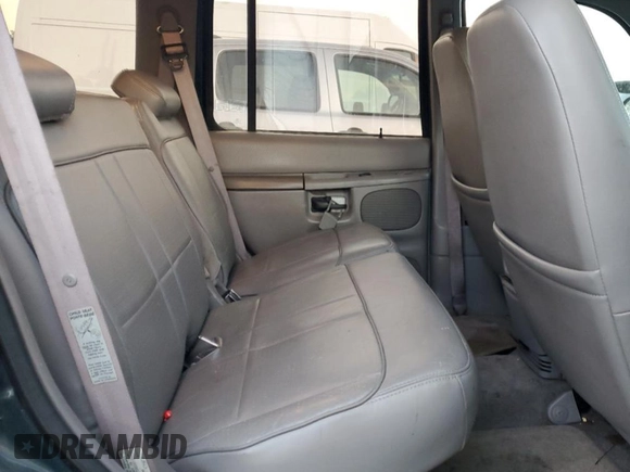 1995 Ford Explorer Eddie Bauer z VIN 1FMDU32X0SZB44174, wystawiony jako Copart lot #86865604 z przebiegiem 79 354 mil mil oraz Czysty tytuł • Clean title. Historia ofert i sprzedaży dostępna na DreamBid. Obrazek 11.