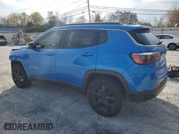 2022 Jeep Compass Altitude with VIN 3C4NJDBB7NT154739, listed as a Copart auction lot 77883524 with 31,863 mi miles and Salvage Title. Bid and sale history available at carsss.com. Image 2.