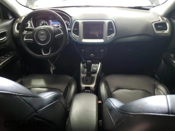 2019 Jeep Compass High Altitude z VIN 3C4NJDCB7KT713989, wystawiony jako Copart lot #49263175 z przebiegiem 98 643 mil mil oraz Czysty tytuł • Clean title. Historia ofert i sprzedaży dostępna na DreamBid. Obrazek 8.