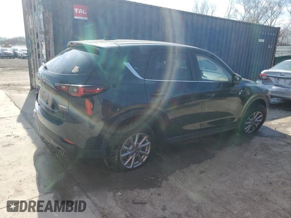 2023 Mazda CX-5 S Carbon Edition z VIN JM3KFBCM2P0192931, wystawiony jako Copart lot #54020595 z przebiegiem 45 658 mil mil oraz Szkody całkowita. Historia ofert i sprzedaży dostępna na DreamBid. Obrazek 3.