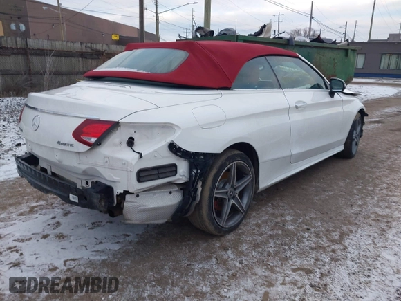 2018 Mercedes-Benz C 300 z VIN WDDWK4KBXJF703393, wystawiony jako IAAI lot #41218135 z przebiegiem 55 568 mil mil oraz . Historia ofert i sprzedaży dostępna na DreamBid. Obrazek 4.