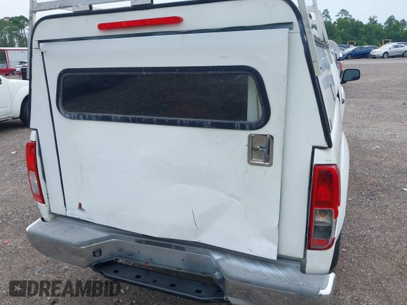 2015 Nissan Frontier SV with VIN 1N6BD0CT5FN715223, listed as a IAAI auction lot 42689996 with 166,446 mi miles and . Bid and sale history available at DreamBid. Image 17.