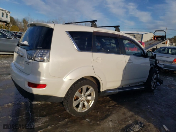 2011 Mitsubishi Outlander GT with VIN JA4JT5AX3BU037523, listed as a Copart auction lot 44633405 with 212,907 mi miles and Clean Title. Bid and sale history available at carsss.com. Image 3.