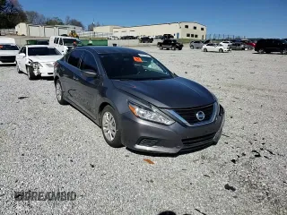 2017 Nissan Altima S z VIN 1N4AL3AP3HN317574, wystawiony jako Copart lot #49417675 z przebiegiem 76 276 mil mil oraz Szkoda całkowita • Salvage title. Historia ofert i sprzedaży dostępna na DreamBid. Obrazek 10.