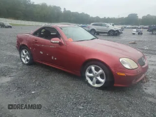 2001 Mercedes-Benz SLK-Class with VIN WDBKK65F61F207122, listed as a Copart auction lot 72325794 with 30,140 mi miles and Clean Title. Bid and sale history available at carsss.com. Image 4.