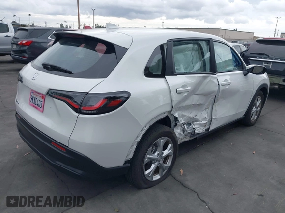 2024 Honda HR-V LX with VIN 3CZRZ1H36RM729092, listed as a IAAI auction lot 42058159 with 14,188 mi miles. Bid and sale history available at carsss.com. Image 4.