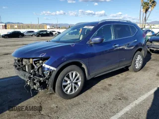 2020 Nissan Rogue SV z VIN JN8AT2MV2LW103763, wystawiony jako Copart lot #47089515 z przebiegiem 94 362 mil mil oraz Szkoda całkowita • Salvage title. Historia ofert i sprzedaży dostępna na DreamBid. Obrazek 1.