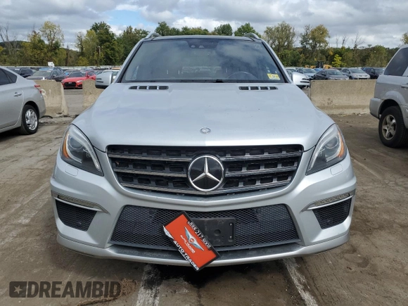 2013 Mercedes-Benz M ML 63 AMG with VIN 4JGDA7EB0DA153930, listed as a Copart auction lot 72535344 with 129,030 mi miles and Salvage Title. Bid and sale history available at carsss.com. Image 5.