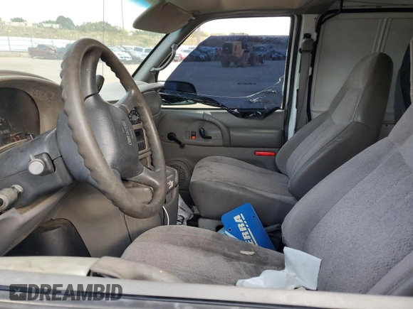 2001 GMC Safari Cargo with VIN 1GTDL19WX1B511307, listed as a Copart auction lot 73631264 with Not Provided miles and Salvage Title. Bid and sale history available at carsss.com. Image 7.