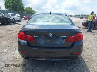 2014 BMW 5 Series 528i xDrive z VIN WBA5A7C55ED619855, wystawiony jako IAAI lot #42398223 z przebiegiem Nie podano mil oraz . Historia ofert i sprzedaży dostępna na DreamBid. Obrazek 15.