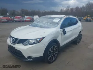 2018 Nissan Rogue Sport S with VIN JN1BJ1CP3JW103922, listed as a IAAI auction lot 42030656 with 36,765 mi miles. Bid and sale history available at carsss.com. Image 2.