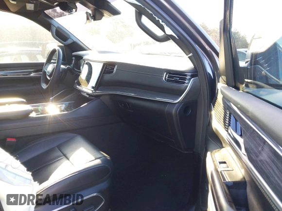 2022 Jeep Wagoneer Series II with VIN 1C4SJVBT0NS211883, listed as a IAAI auction lot 41829762 with 50,363 mi miles and . Bid and sale history available at DreamBid. Image 5.