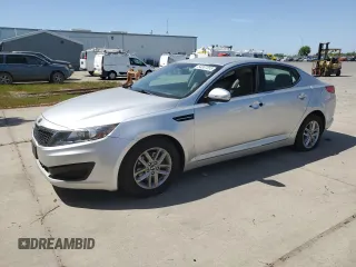 2011 Kia Optima LX with VIN KNAGM4A71B5170005, listed as a Copart auction lot 54307055 with 31,047 mi miles and Salvage Title. Bid and sale history available at carsss.com. Image 1.