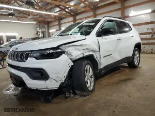 2024 Jeep Compass Latitude with VIN 3C4NJDBN9RT123430, listed as a Copart auction lot 54411755 with 24,957 mi miles and Salvage Title. Bid and sale history available at carsss.com. Image 1.