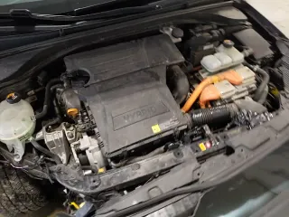 2018 Hyundai Ioniq Limited z VIN KMHC85LC8JU083692, wystawiony jako Copart lot #65735905 z przebiegiem 103 644 mil mil oraz Szkoda całkowita • Salvage title. Historia ofert i sprzedaży dostępna na DreamBid. Obrazek 13.