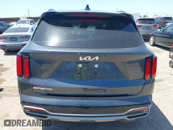 2023 Kia Sorento SX z VIN 5XYRK4LF3PG242259, wystawiony jako IAAI lot #41970398 z przebiegiem 31 293 mil mil oraz . Historia ofert i sprzedaży dostępna na DreamBid. Obrazek 16.
