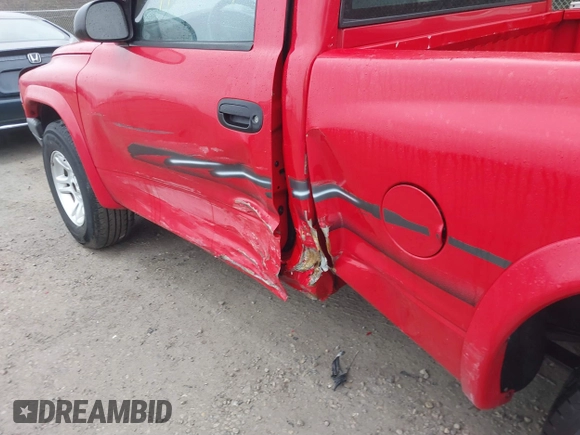 2004 Dodge Dakota with VIN 1D7FL16K14S535595, listed as a IAAI auction lot 41553641 with 110,223 mi miles. Bid and sale history available at carsss.com. Image 17.